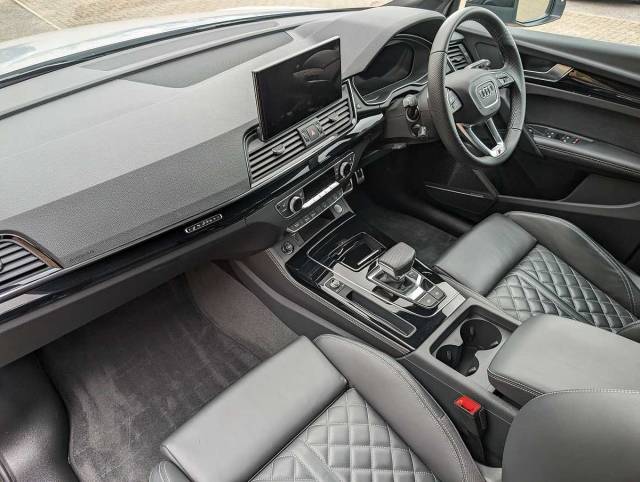 2023 Audi Q5 2.0 Edition 1 40 TDI quattro 204 PS S tronic