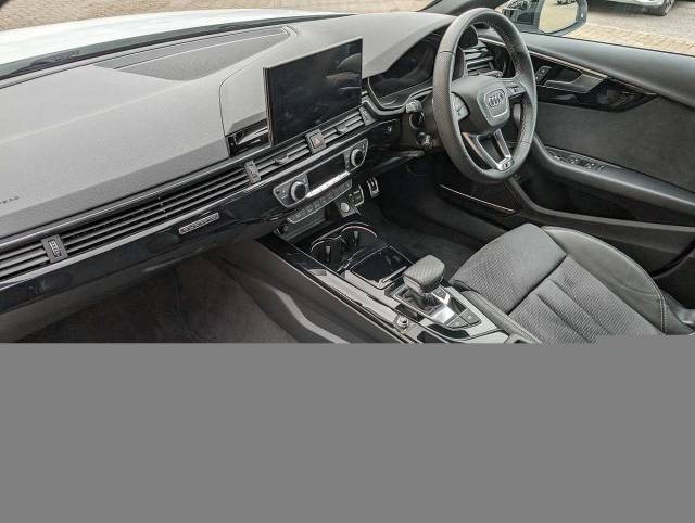 2022 Audi A4 Avant 2.0 Avant Black Edition 40 TDI quattro 204 PS S tronic