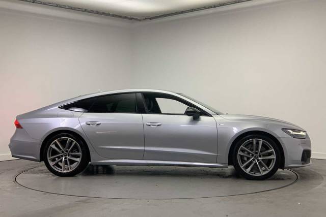 2024 Audi A7 Sportback TFSI e 2.0 Black Edition 50 TFSI e quattro 299 PS S tronic