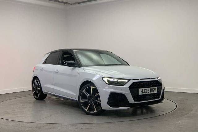 Audi A1 Sportback 1.0 Black Edition 30 TFSI  116 PS S tronic Hatchback Petrol Glacier White Metallic