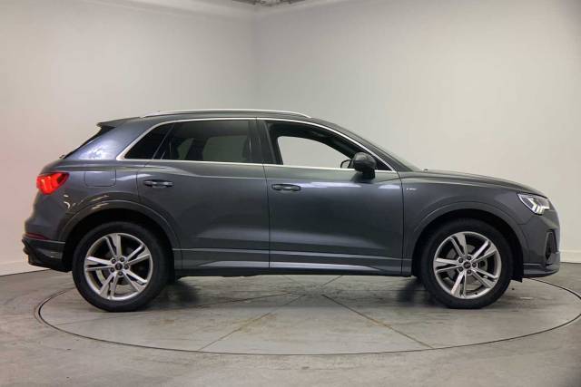 2023 Audi Q3 2.0 S line 35 TDI  150 PS S tronic