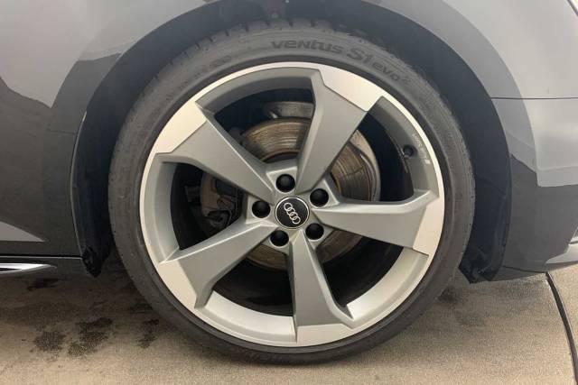 2019 Audi A4 Saloon 2.0 Black Edition 35 TFSI  150 PS S tronic