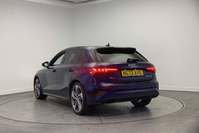 2022 Audi A3 Sportback 1.5 Edition 1 35 TFSI  150 PS 6-speed
