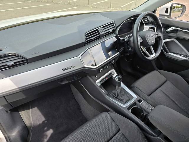 2021 Audi Q3 Sportback 2.0 Sport 40 TDI quattro 200 PS S tronic