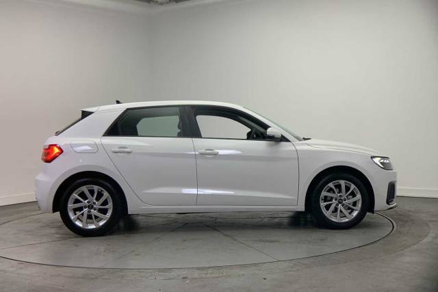 2024 Audi A1 Sportback 1.0 Sport 25 TFSI  95 PS 5-speed