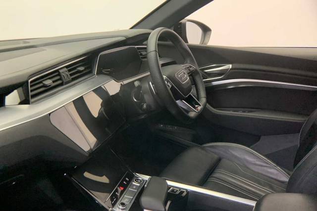 2021 Audi E-tron Black Edition 50 quattro 230,00 kW