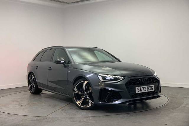 Audi A4 Avant 2.0 Avant Black Edition 35 TFSI  150 PS S tronic Estate Petrol Daytona Grey Pearlescent