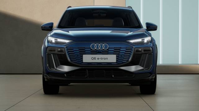 Audi Q6 e-tron AUDI Q6 SUV S line e-tron quattro 285,00 kW