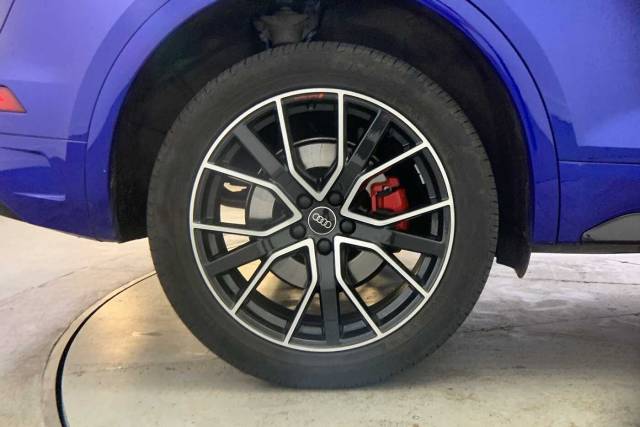 2023 Audi Q5 2.0 Edition 1 40 TDI quattro 204 PS S tronic