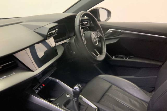 2021 Audi A3 Sportback 1.5 Sport 35 TFSI  150 PS 6-speed