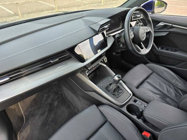 2022 Audi A3 Saloon 1.5 S line 35 TFSI  150 PS 6-speed