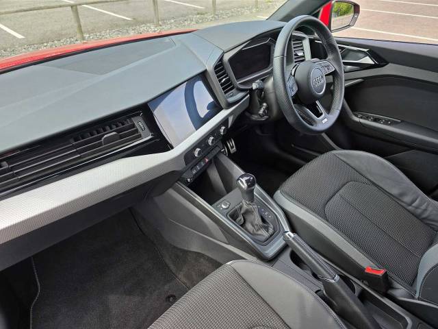 2022 Audi A1 Sportback 1.5 S line 35 TFSI  150 PS S tronic