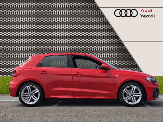 2022 Audi A1 Sportback 1.5 S line 35 TFSI  150 PS S tronic