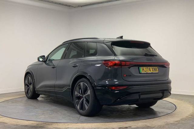 2024 Audi SQ6 e-tron Launch Edition e-tron  360,00 kW