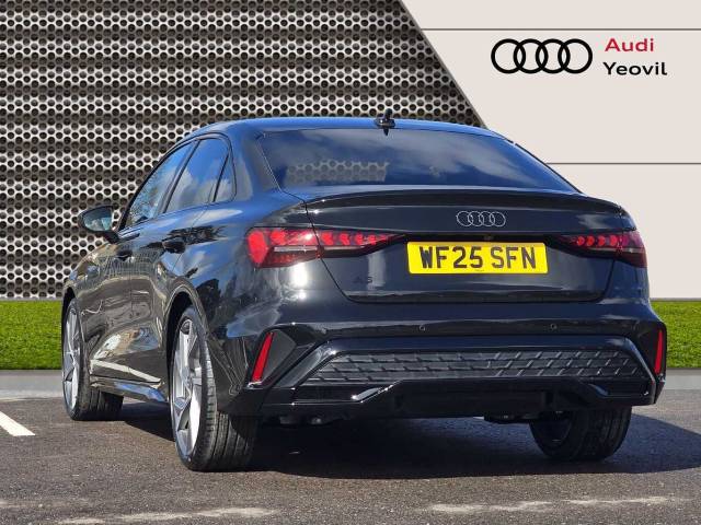 2025 Audi A3 Saloon 1.5 Black Edition 35 TFSI  150 PS S tronic