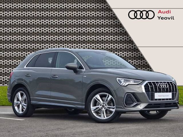 Audi Q3 2.0 S line 40 TFSI quattro 190 PS S tronic 4x4 vehicle Petrol Chronos grey, metallic