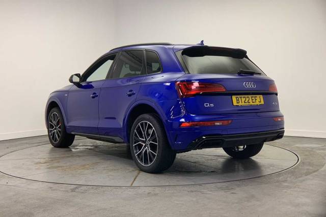 2022 Audi Q5 2.0 Edition 1 40 TDI quattro 204 PS S tronic
