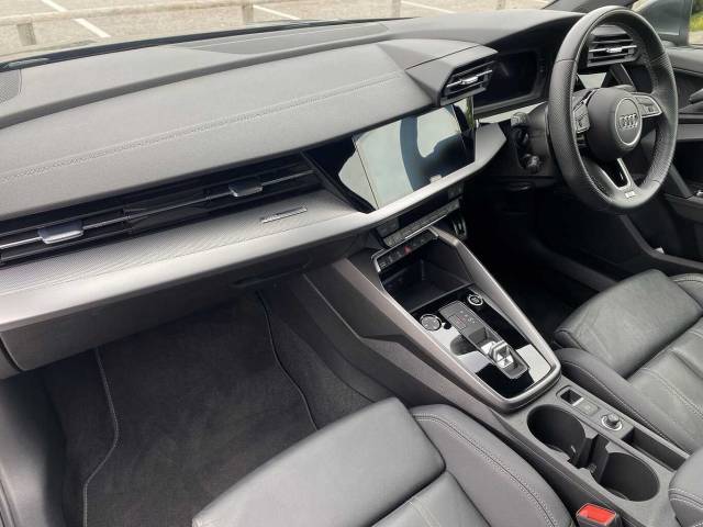 2023 Audi A3 Sportback 2.0 S line 35 TDI  150 PS S tronic