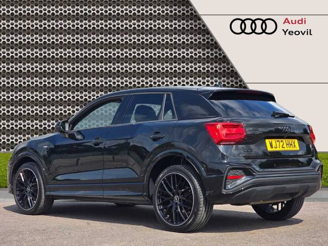 2023 Audi Q2 1.0 Black Edition 30 TFSI  110 PS 6-speed