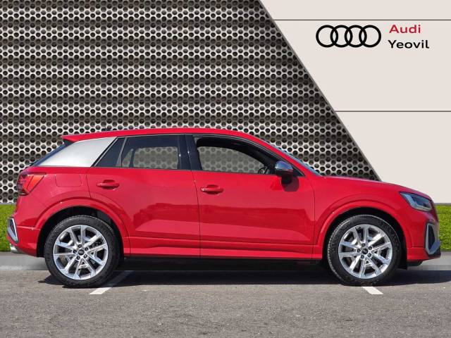 2022 Audi SQ2 2.0 TFSI  300 PS S tronic