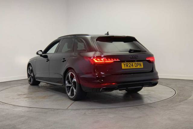 2024 Audi A4 Avant 2.0 Avant Black Edition 40 TFSI  204 PS S tronic