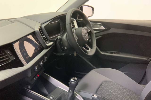 2024 Audi A1 Sportback 1.0 Sport 25 TFSI  95 PS 5-speed