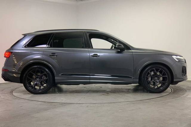 2024 Audi Q7 3.0 SUV  Black Edition 50 TDI quattro 286 PS tiptronic