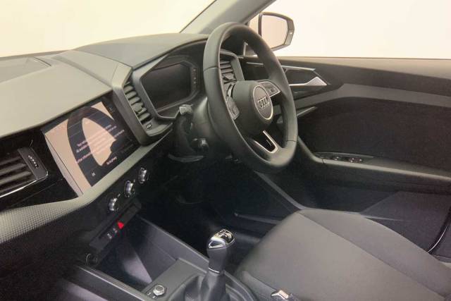 2023 Audi A1 Sportback 1.0 Technik 25 TFSI  95 PS 5-speed