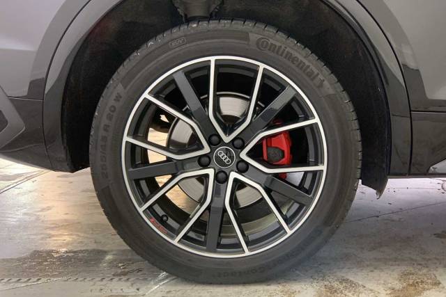 2021 Audi Q5 Sportback TFSI e 2.0 Edition 1 50 TFSI e quattro 299 PS S tronic