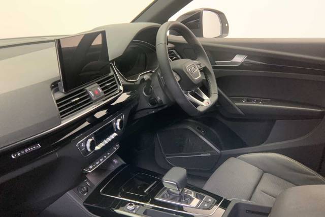 2024 Audi Q5 2.0 Black Edition 45 TFSI quattro 265 PS S tronic