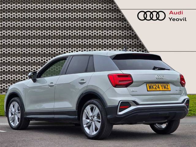 2024 Audi Q2 1.5 S line 35 TFSI  150 PS S tronic