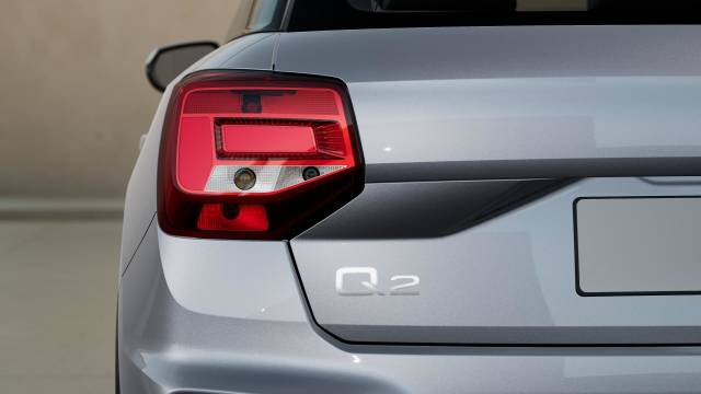 Audi Q2 AUDI Q2 Sport 30 TFSI 116 PS 6-speed