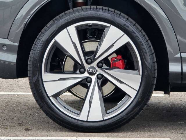 2025 Audi Q5 Sportback Edition 1 TDI quattro 204 PS S tronic