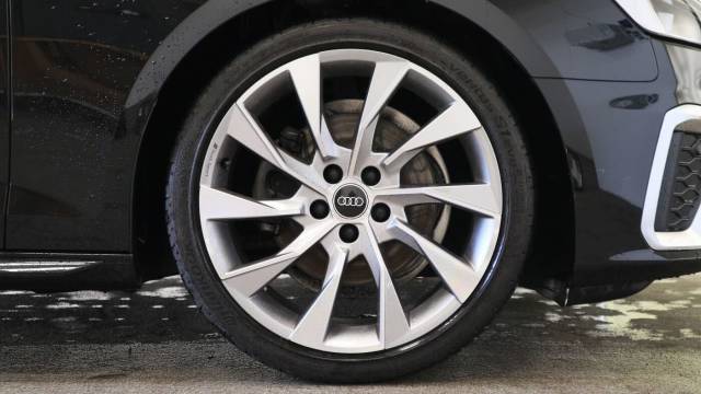 2022 Audi A4 Saloon 2.0 S line 35 TFSI  150 PS S tronic