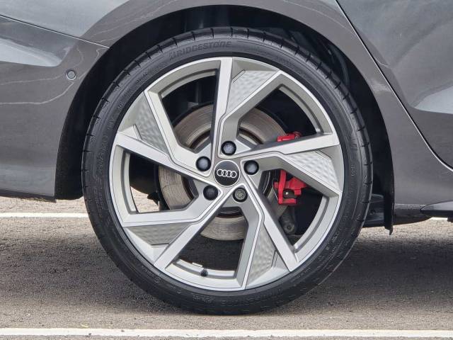 2023 Audi S3 Saloon 2.0 Black Edition TFSI  310 PS S tronic