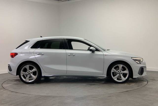 2020 Audi A3 Sportback 2.0 S line 35 TDI  150 PS S tronic