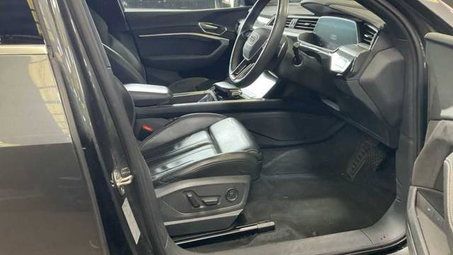 2022 Audi E-tron S line 55 quattro 300,00 kW