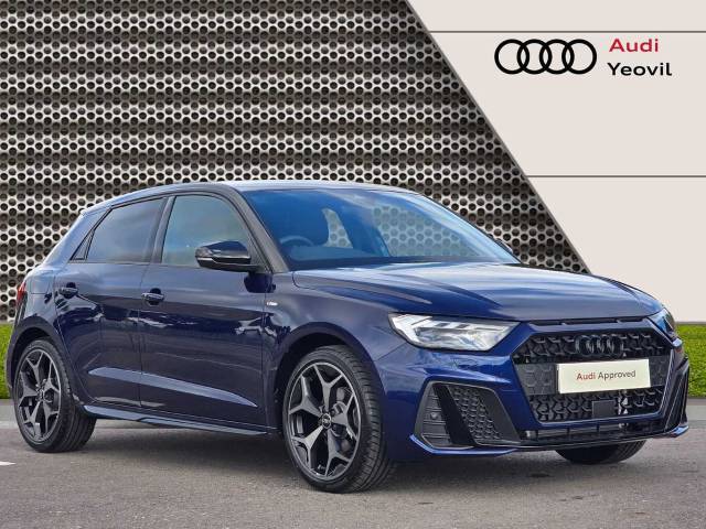 Audi A1 Sportback Black Edition 30 TFSI  116 PS S tronic Hatchback Petrol Navarra blue, metallic