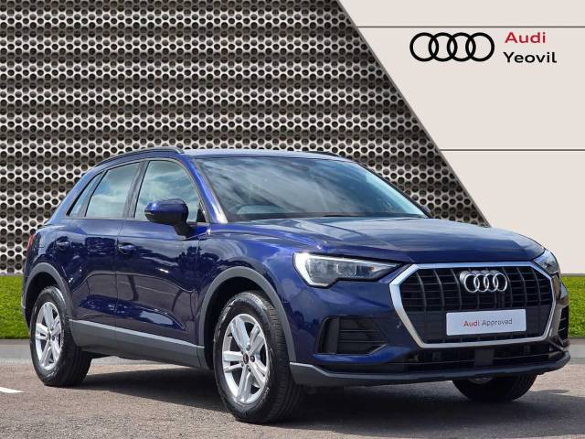 Audi Q3 1.5 Technik 35 TFSI  150 PS S tronic 4x4 vehicle Petrol Navarra blue, metallic