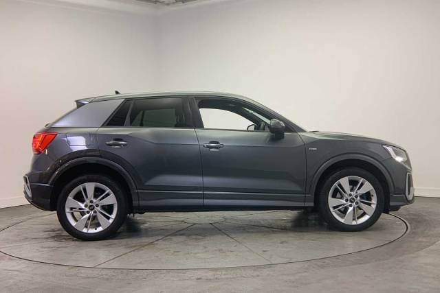 2022 Audi Q2 1.5 S line 35 TFSI  150 PS S tronic