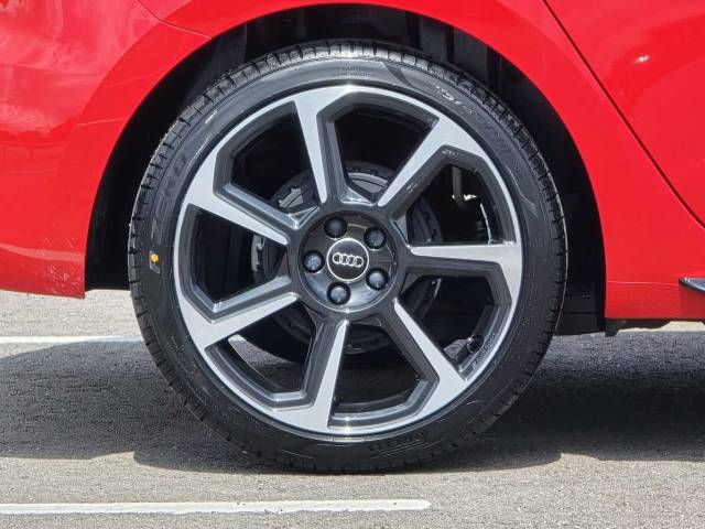 2023 Audi A1 Sportback 1.0 Black Edition 25 TFSI  95 PS 5-speed