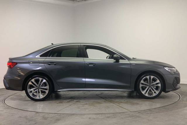 2024 Audi A3 Saloon 1.5 S line 30 TFSI  116 PS S tronic