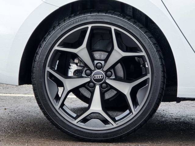 2024 Audi A1 Sportback 1.0 Black Edition 30 TFSI  116 PS 6-speed
