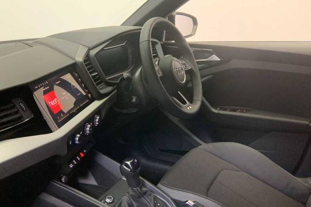 2024 Audi A1 Sportback 1.0 S line 30 TFSI  116 PS S tronic