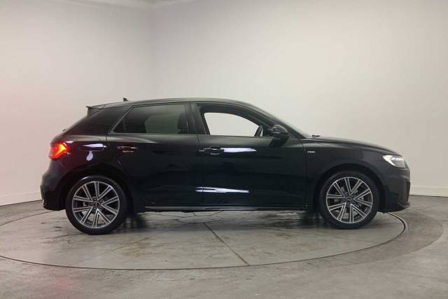 2024 Audi A1 Sportback 1.0 S line 30 TFSI  116 PS S tronic