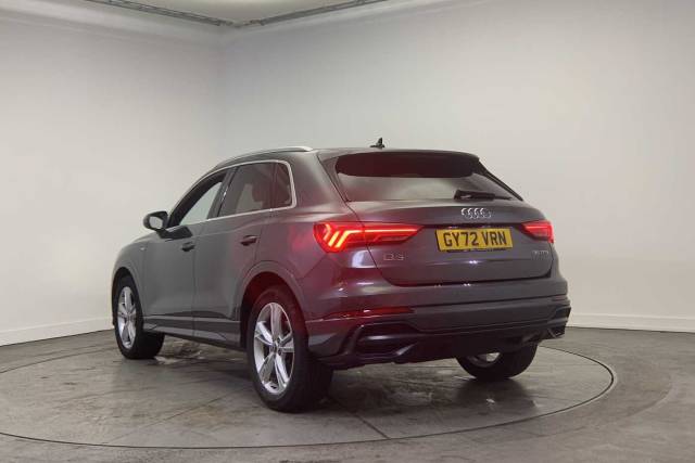 2022 Audi Q3 1.5 S line 35 TFSI  150 PS S tronic