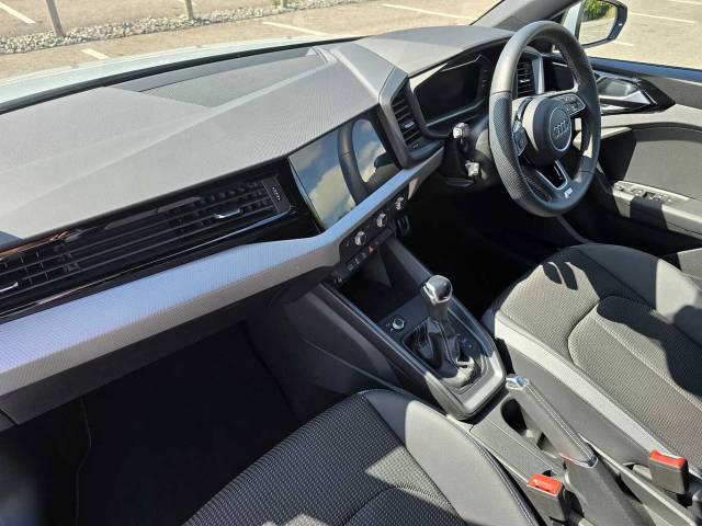2024 Audi A1 Sportback 1.0 S line 30 TFSI  116 PS S tronic