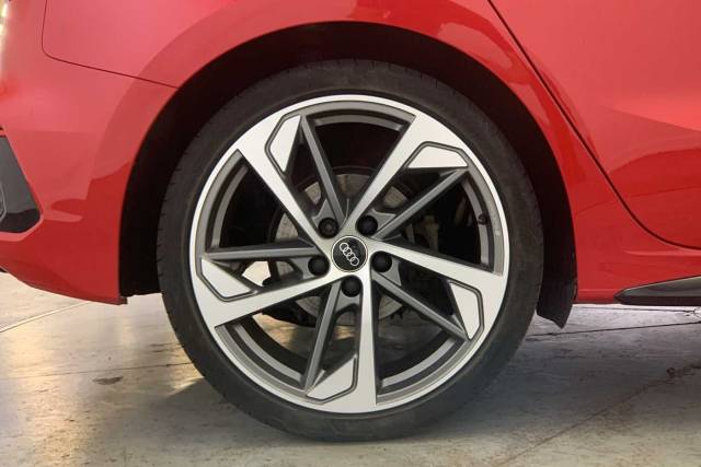 2022 Audi A3 Sportback 1.5 Edition 1 35 TFSI  150 PS S tronic