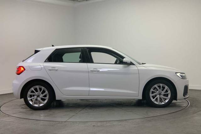 2023 Audi A1 Sportback 1.0 Sport 30 TFSI  110 PS S tronic
