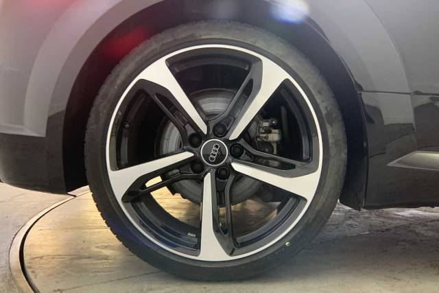 2022 Audi TT Roadster 2.0 Sport Edition 40 TFSI  197 PS S tronic